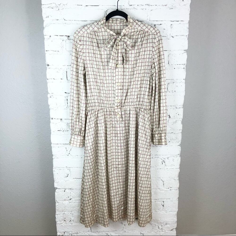 Vintage Floral Plaid Pussybow Dress